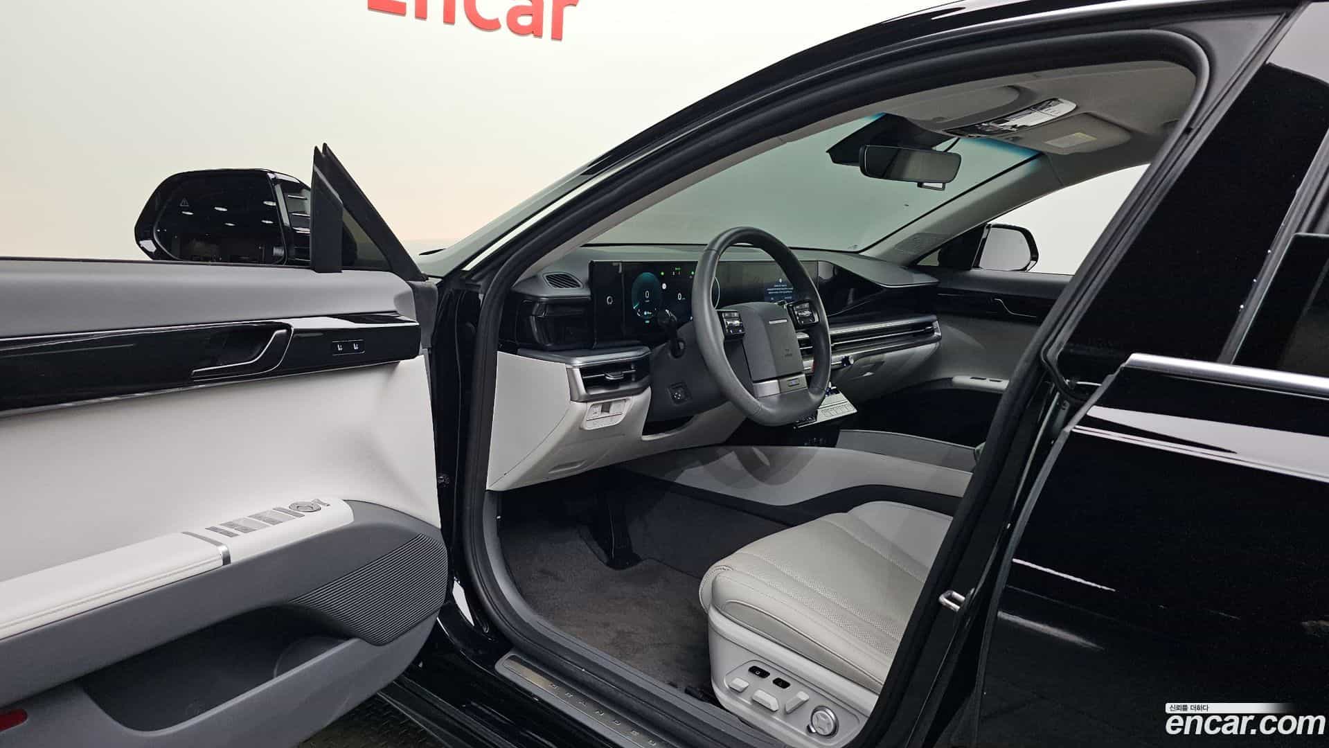 Grandeur Hyundai 2022.11-INNER-010