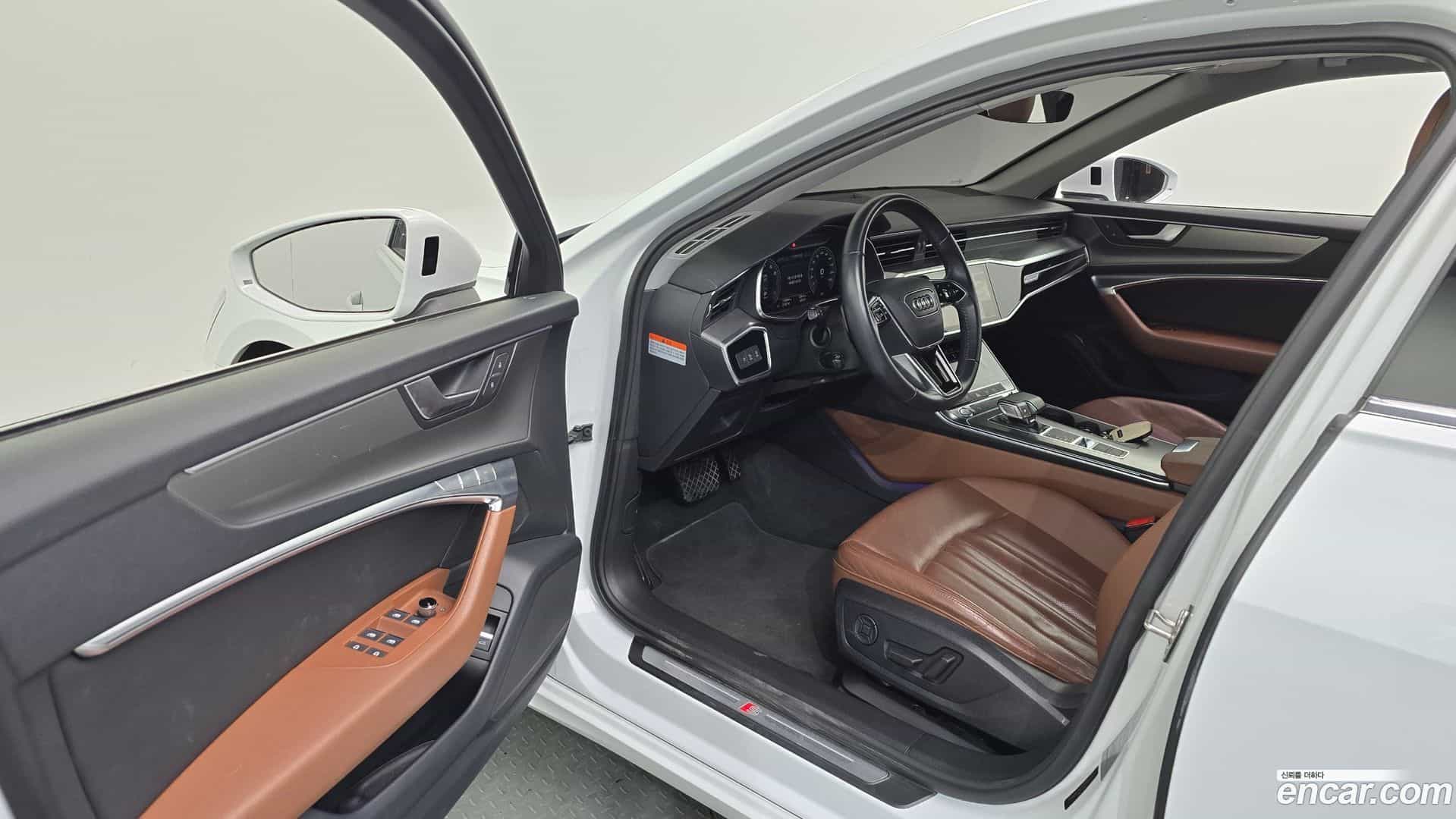 A6 Audi 2019.10-INNER-010