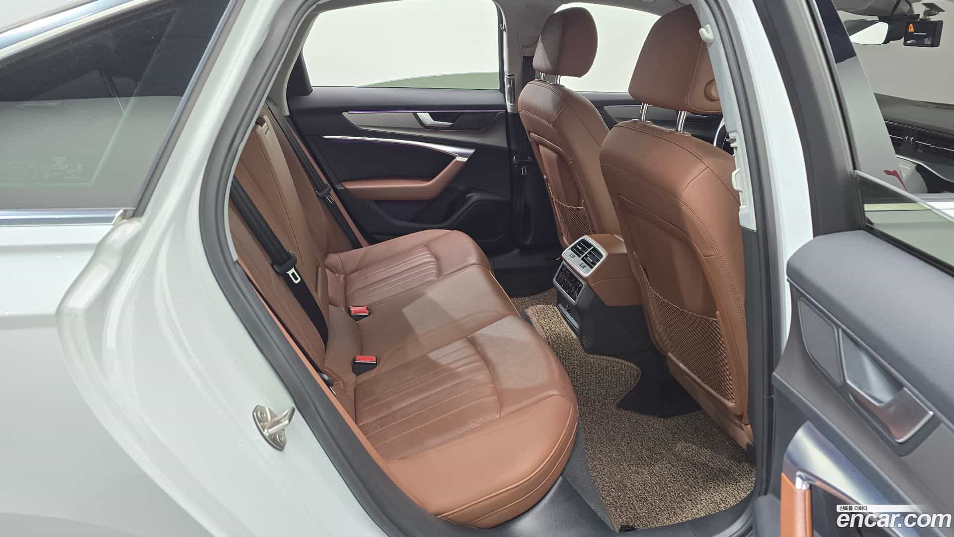 A6 Audi 2019.10-OPTION-015