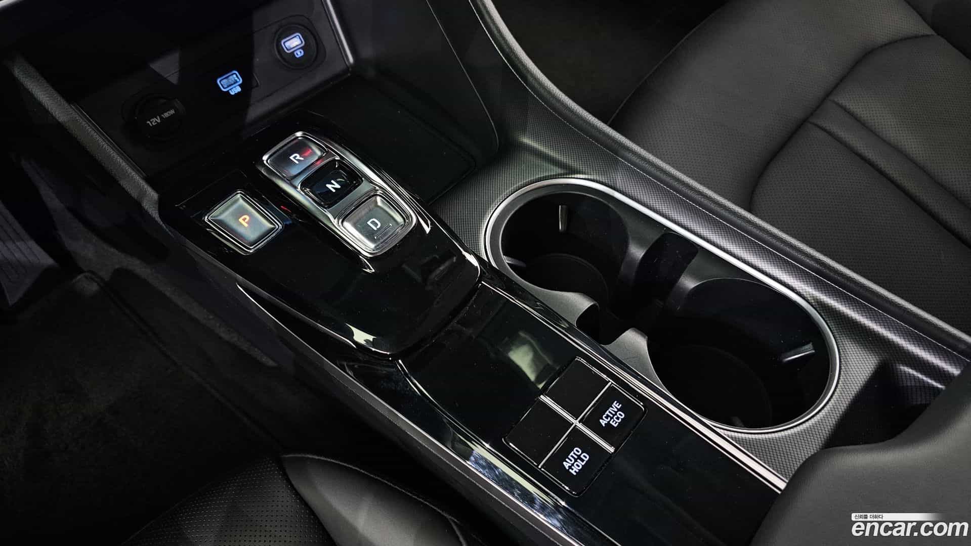 Sonata Hyundai 2020.0-INNER-009
