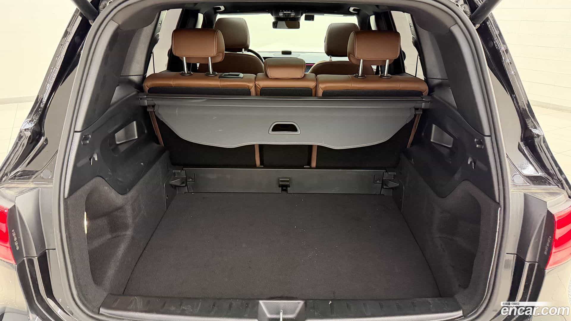 GLB-Class Mercedes-Benz 2025.4-OPTION-016