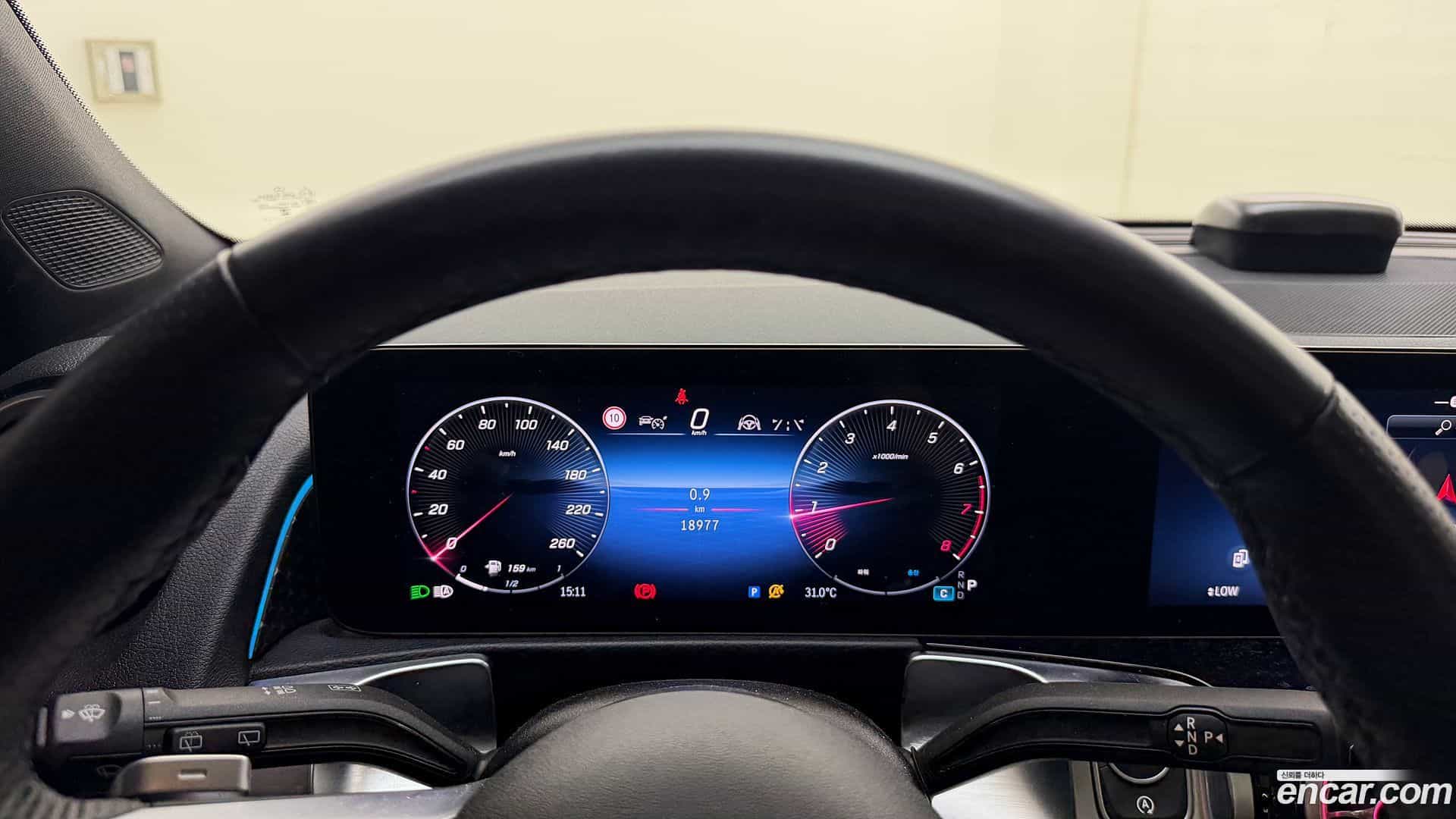 GLB-Class Mercedes-Benz 2025.4-OPTION-018
