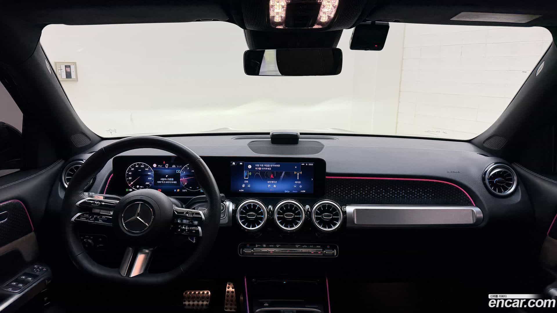 GLB-Class Mercedes-Benz 2025.4-OPTION-020