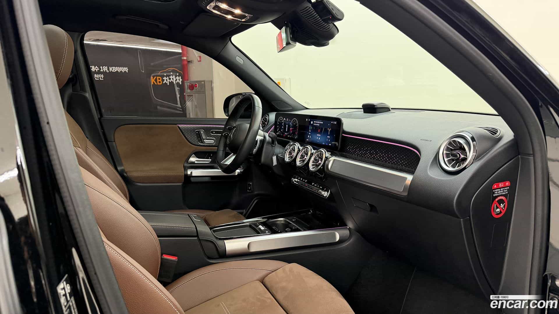 GLB-Class Mercedes-Benz 2025.4-OPTION-021
