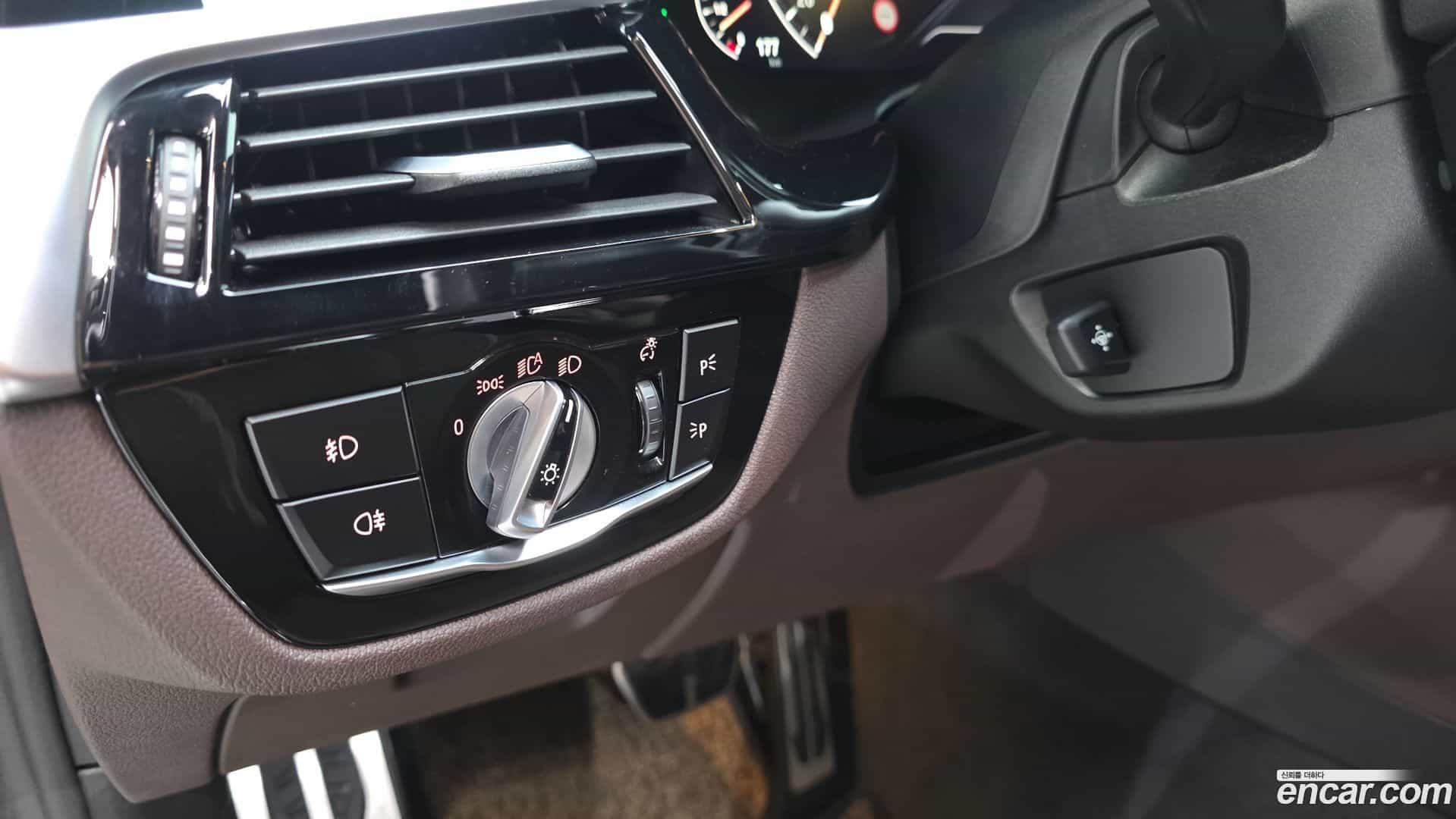 5-Series BMW 2019.6-OPTION-019