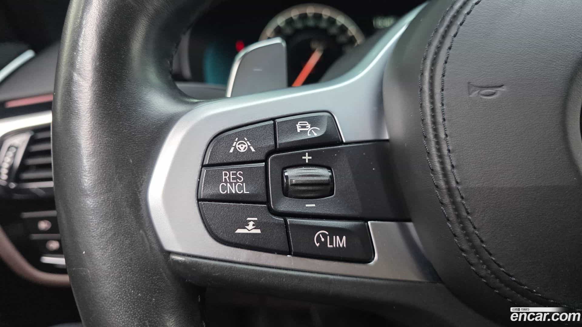 5-Series BMW 2019.6-OPTION-021