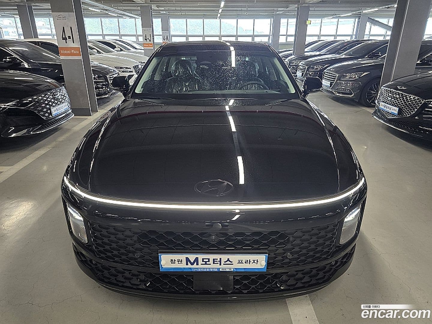 Main__Slider__Photo:Grandeur Hyundai 2026.0-0