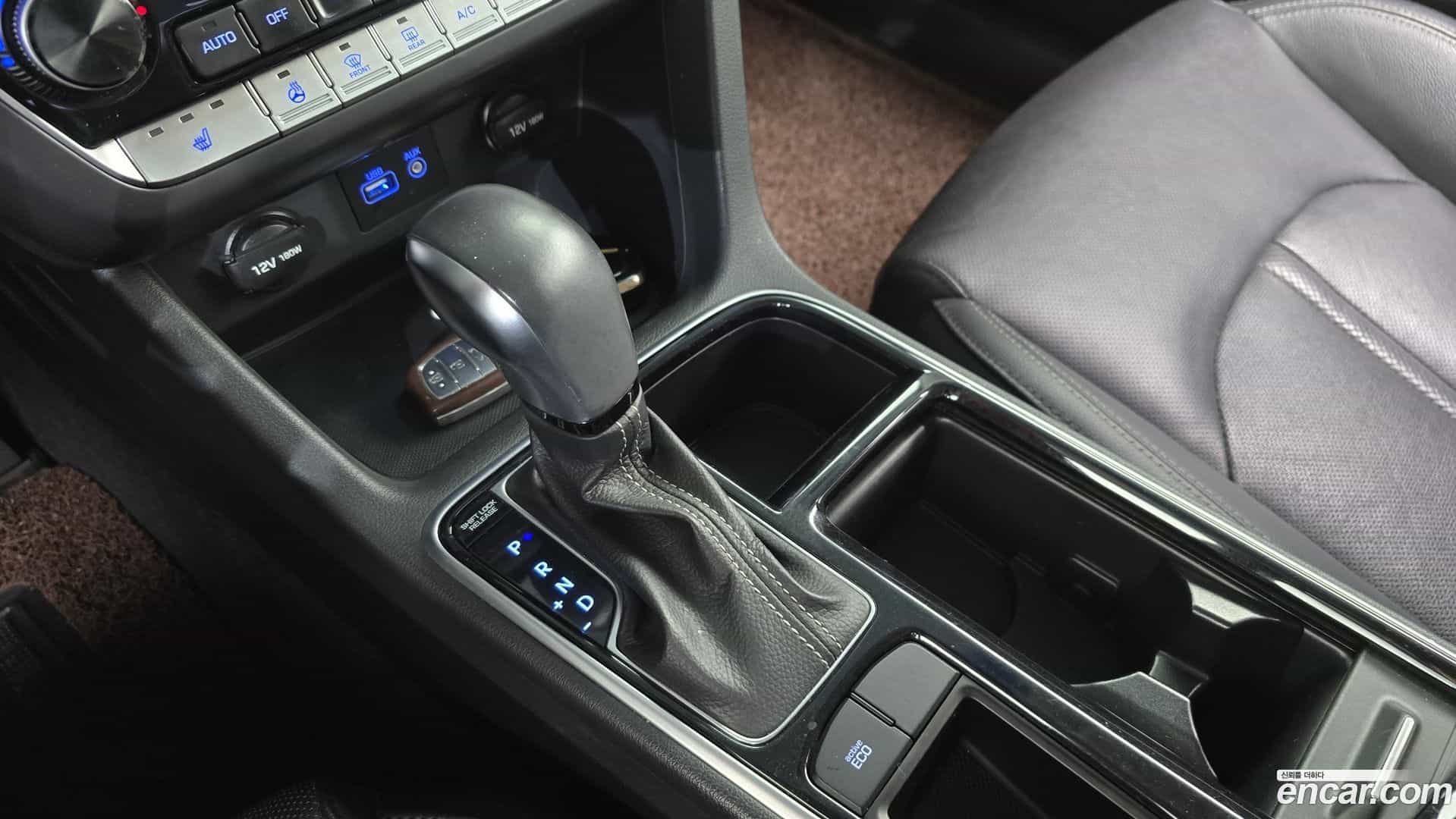 Sonata Hyundai 2017.3-INNER-009