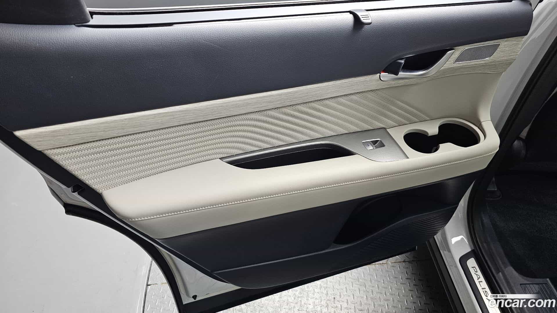 Palisade Hyundai 2022.6-INNER-035