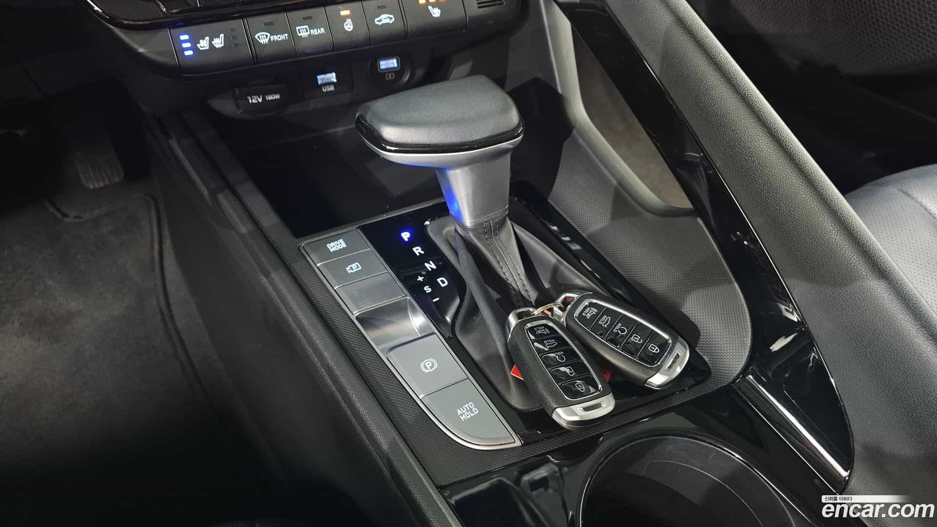 AVANTE Hyundai 2020.10-INNER-009
