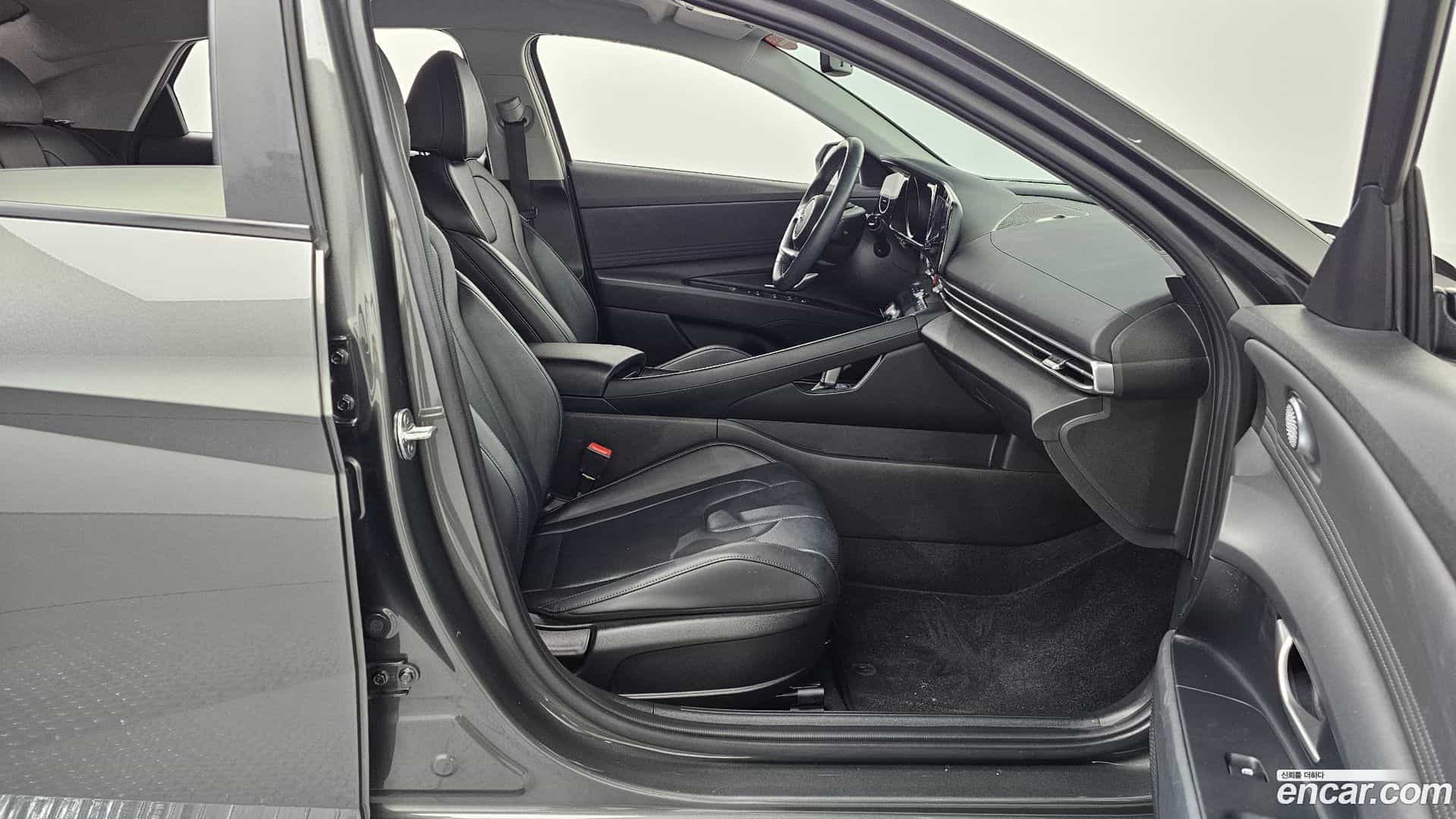 AVANTE Hyundai 2020.10-INNER-036