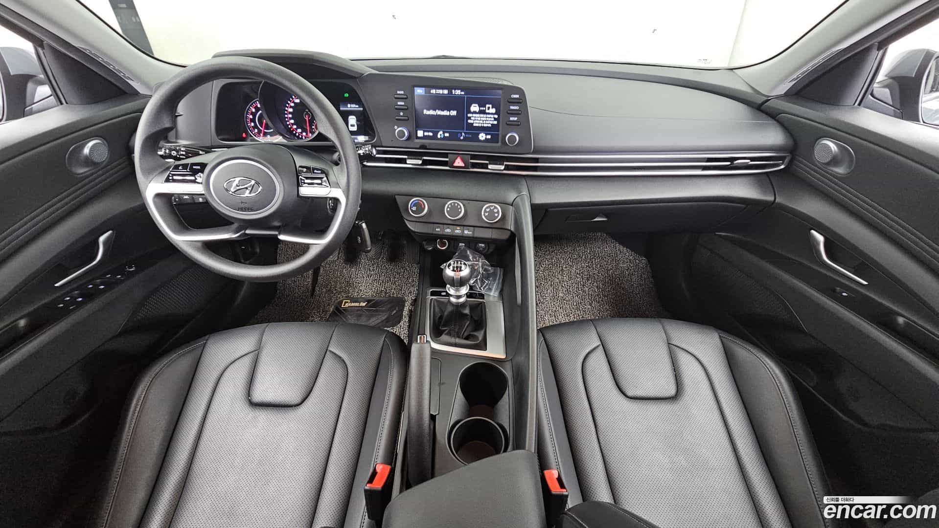 AVANTE Hyundai 2021.0-INNER-007