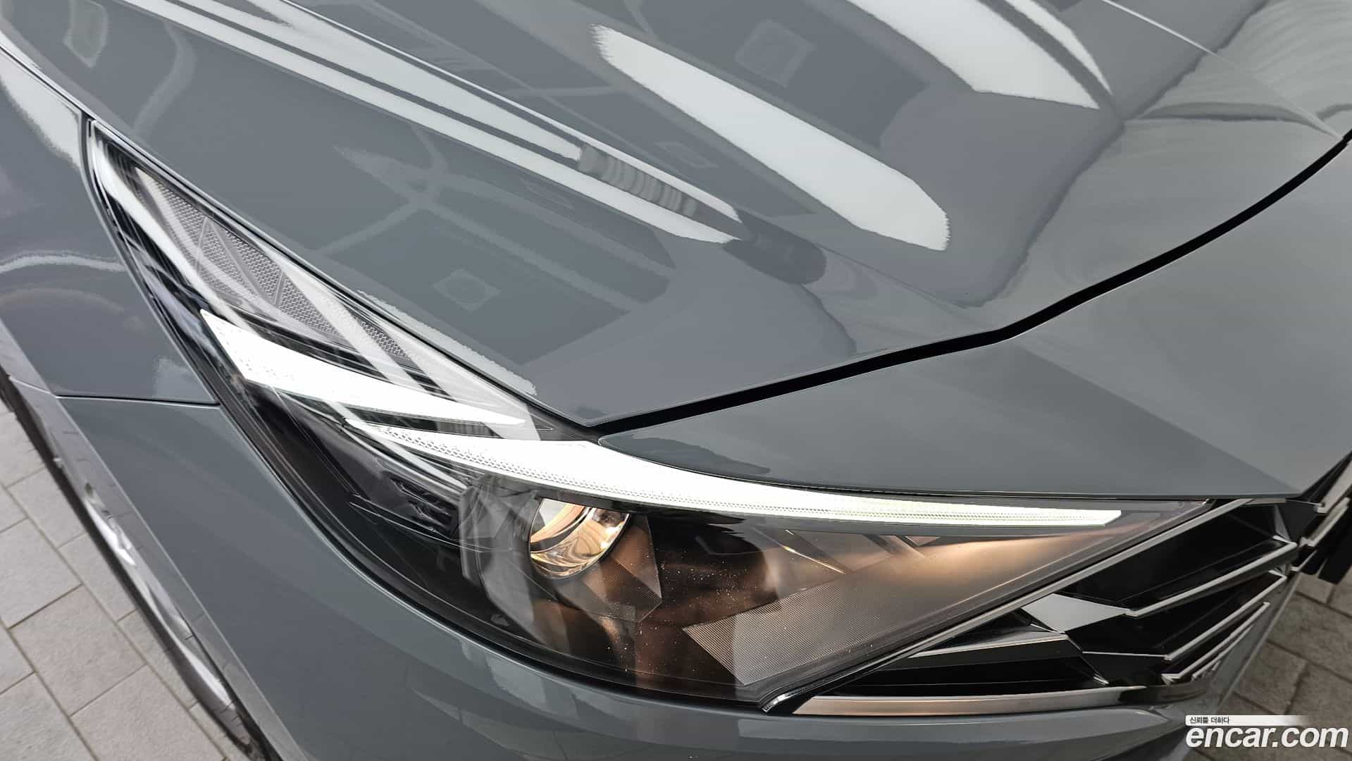 AVANTE Hyundai 2021.0-OUTER-032