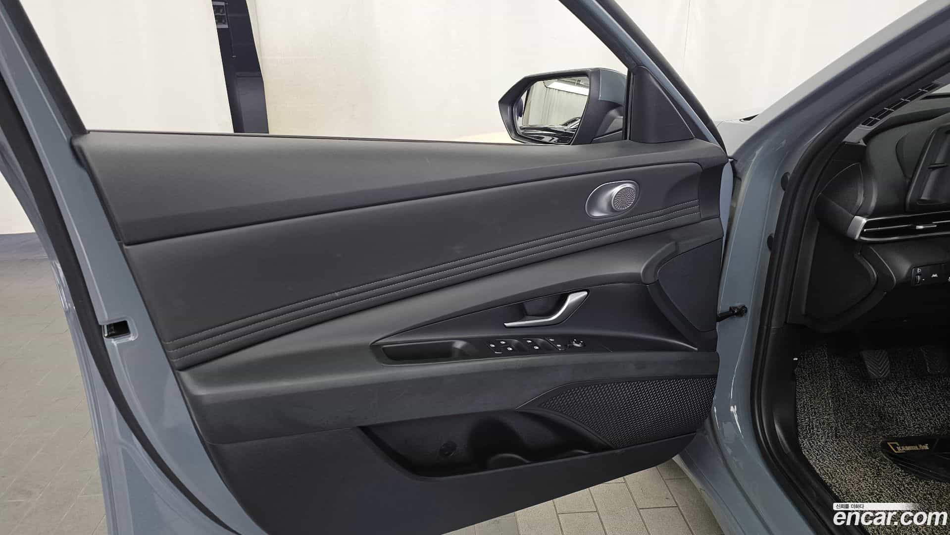 AVANTE Hyundai 2021.0-INNER-034