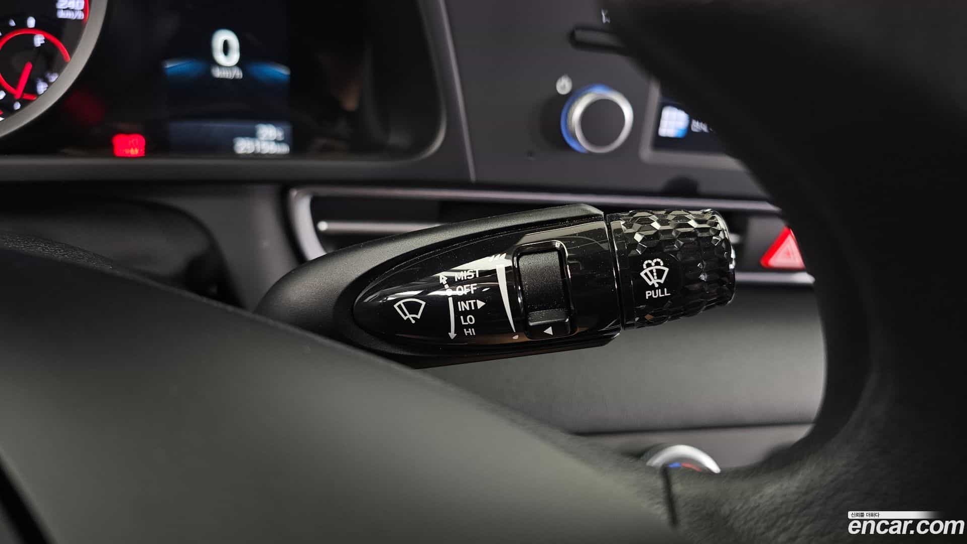 AVANTE Hyundai 2021.0-OPTION-041