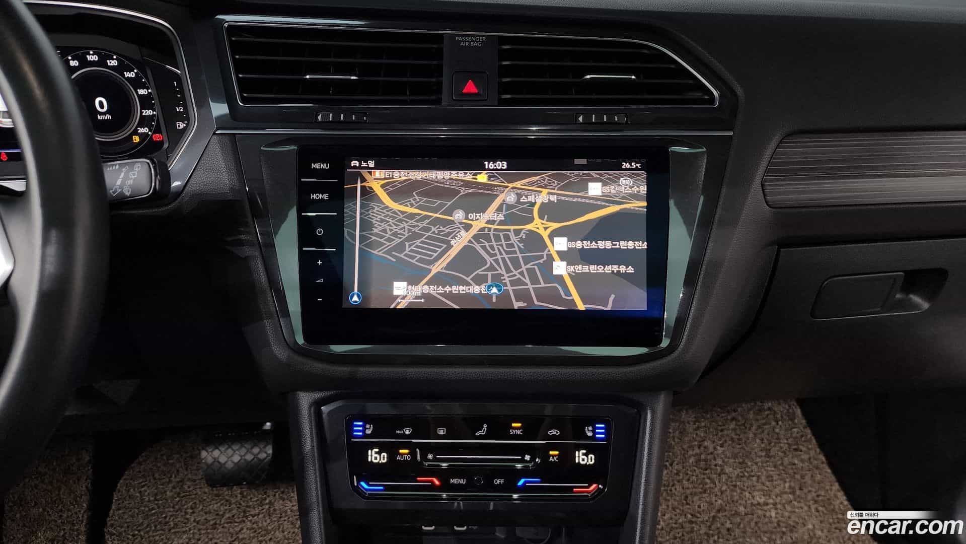Tiguan Volkswagen 2022.10-OPTION-016