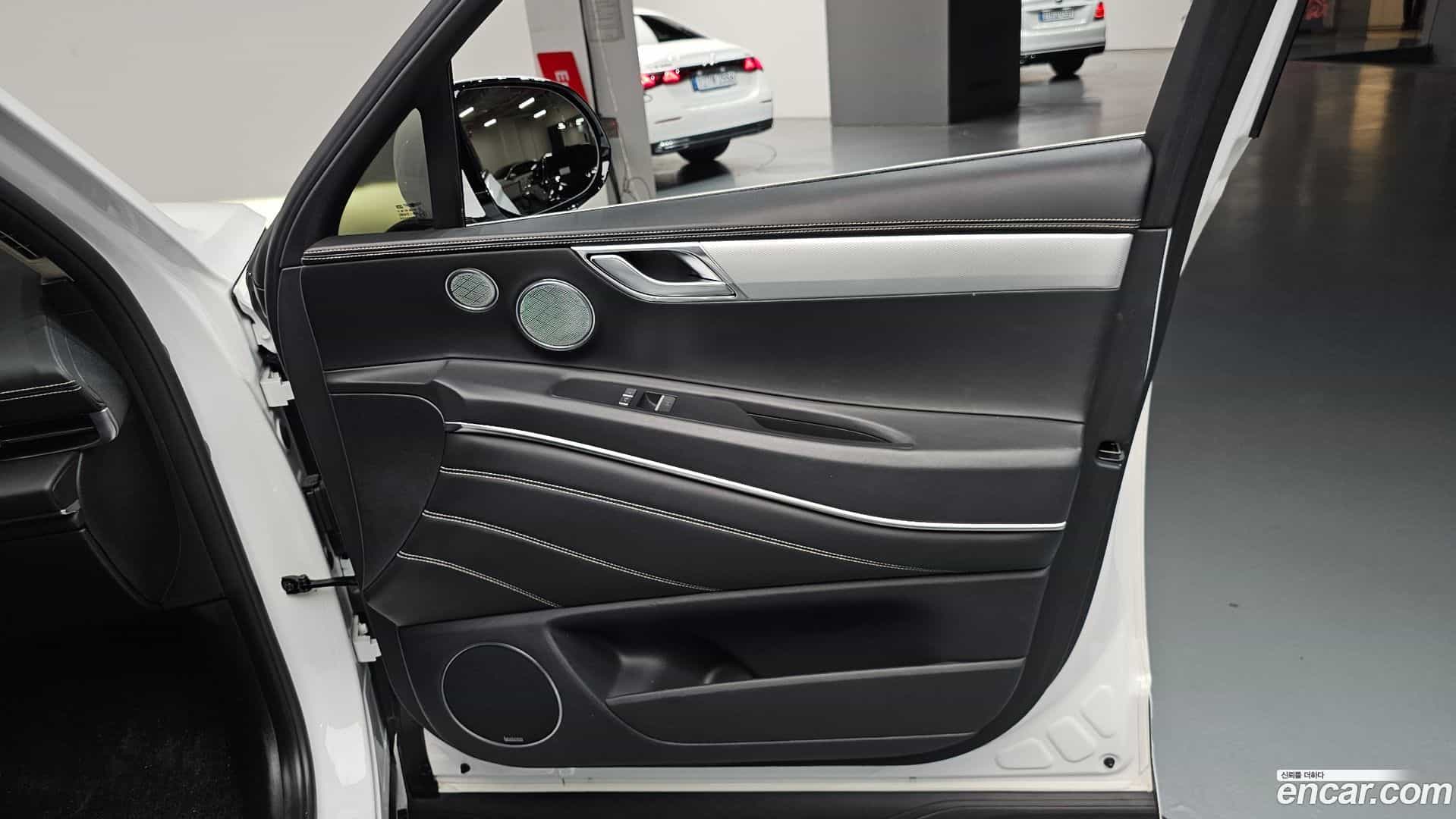 GV80 Genesis 2021.3-INNER-034