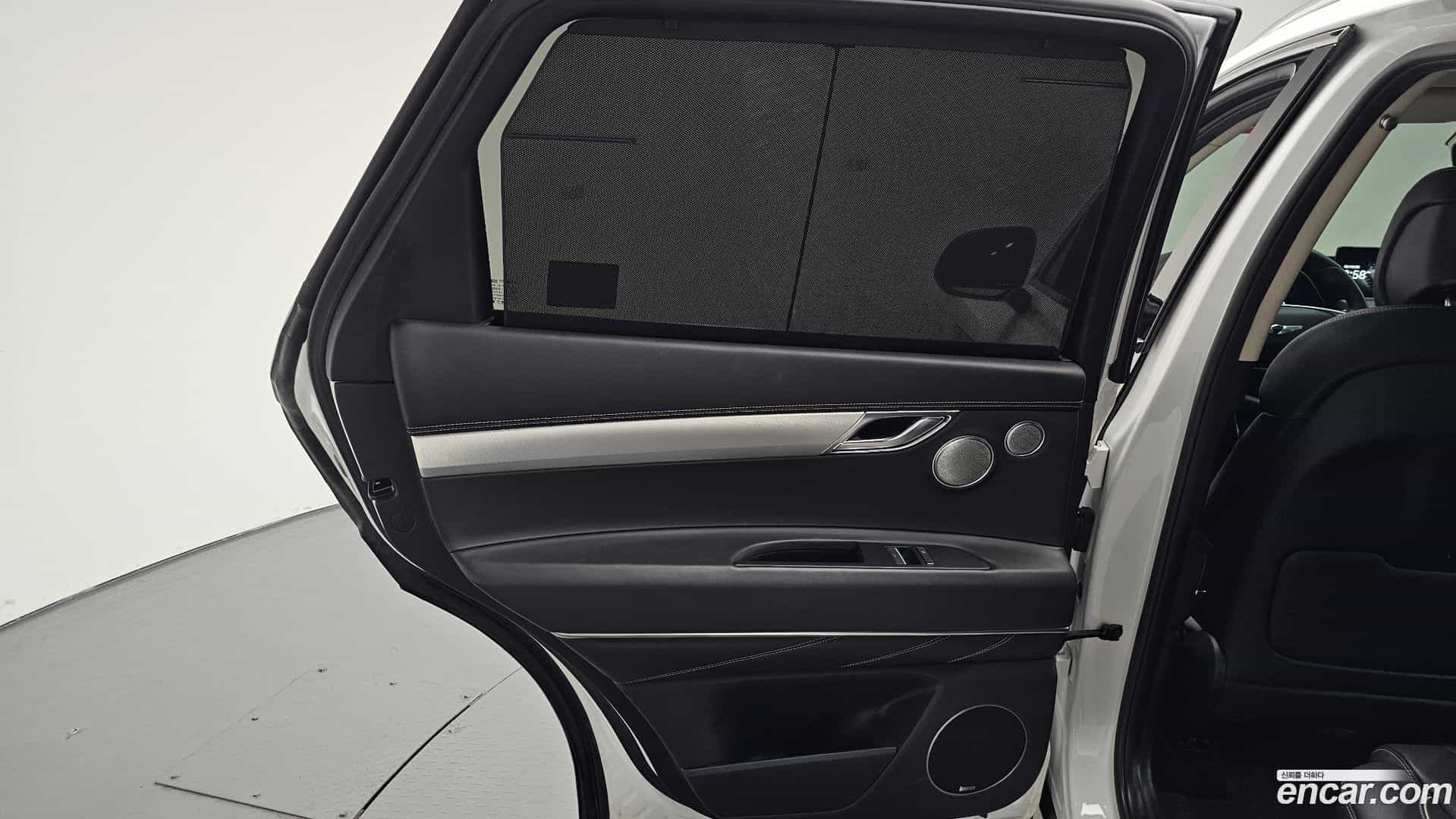 GV80 Genesis 2021.3-INNER-035