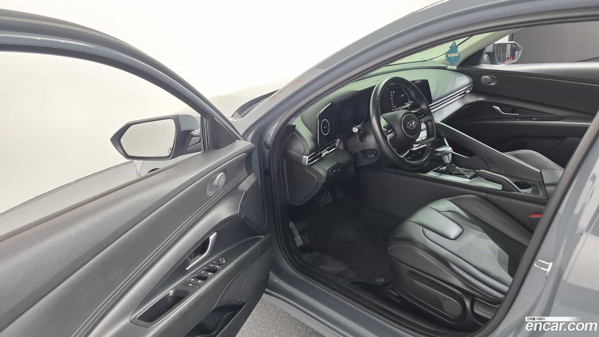 AVANTE Hyundai 2020.11-OPTION-015