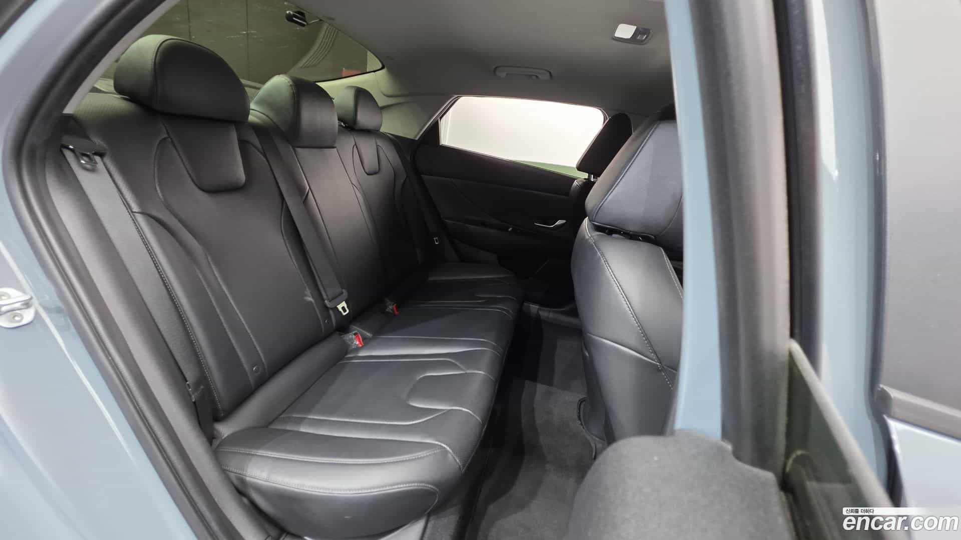 AVANTE Hyundai 2020.11-OPTION-023