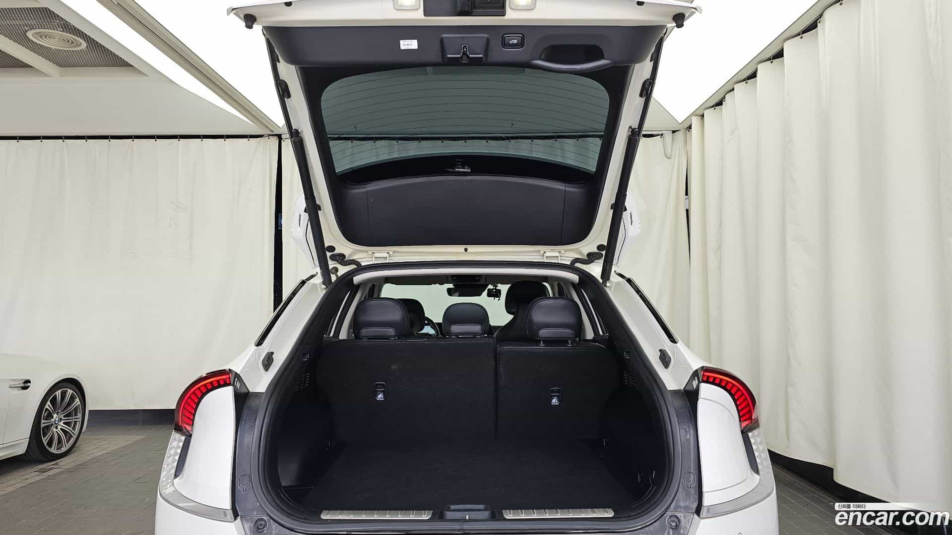 EV6 Kia 2022.3-OPTION-024