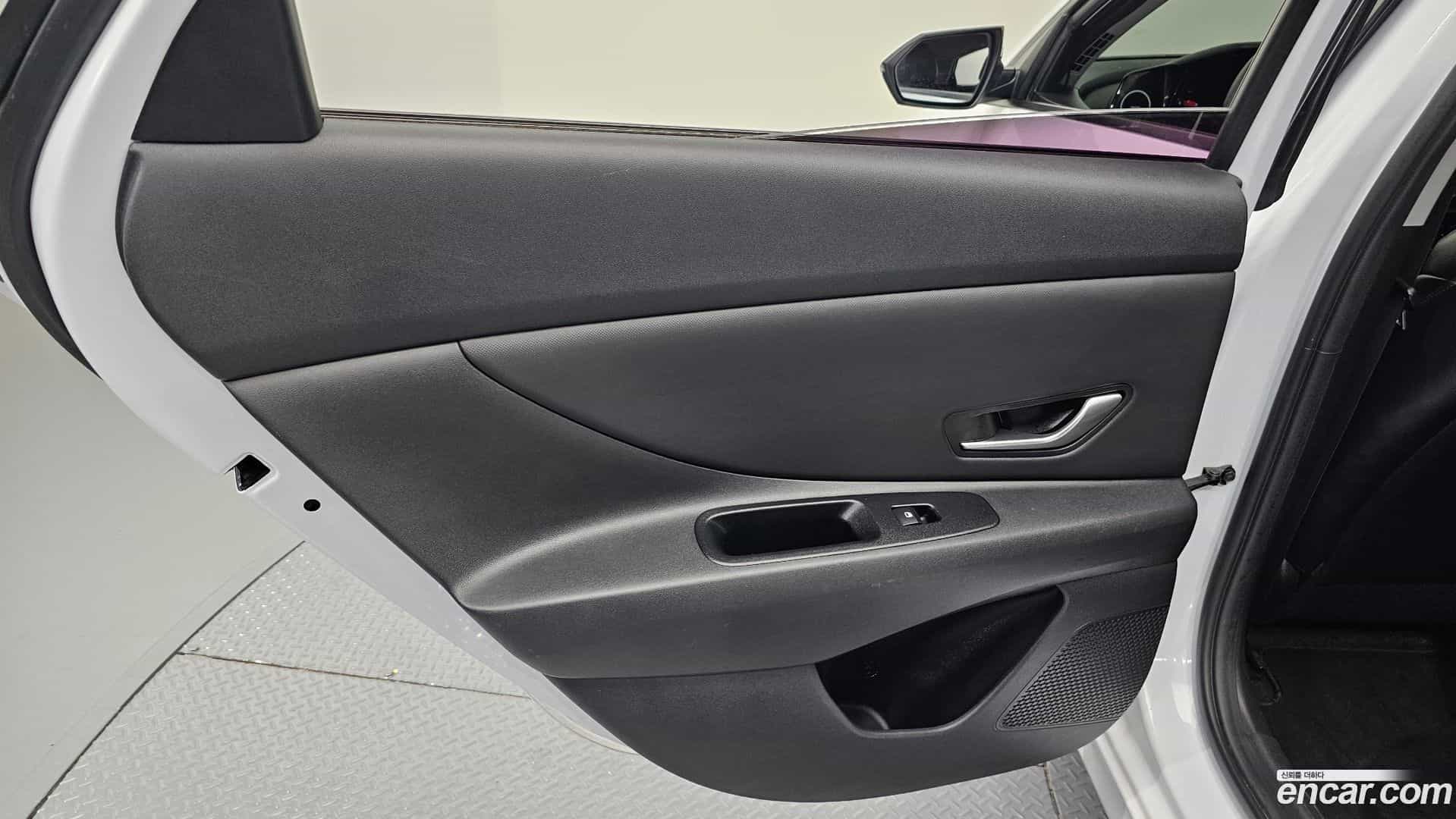 AVANTE Hyundai 2020.5-INNER-035