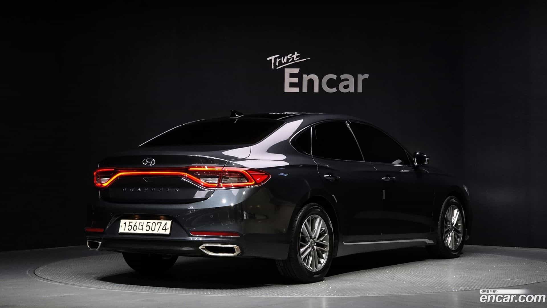 Grandeur Hyundai 2017.6-OUTER-002