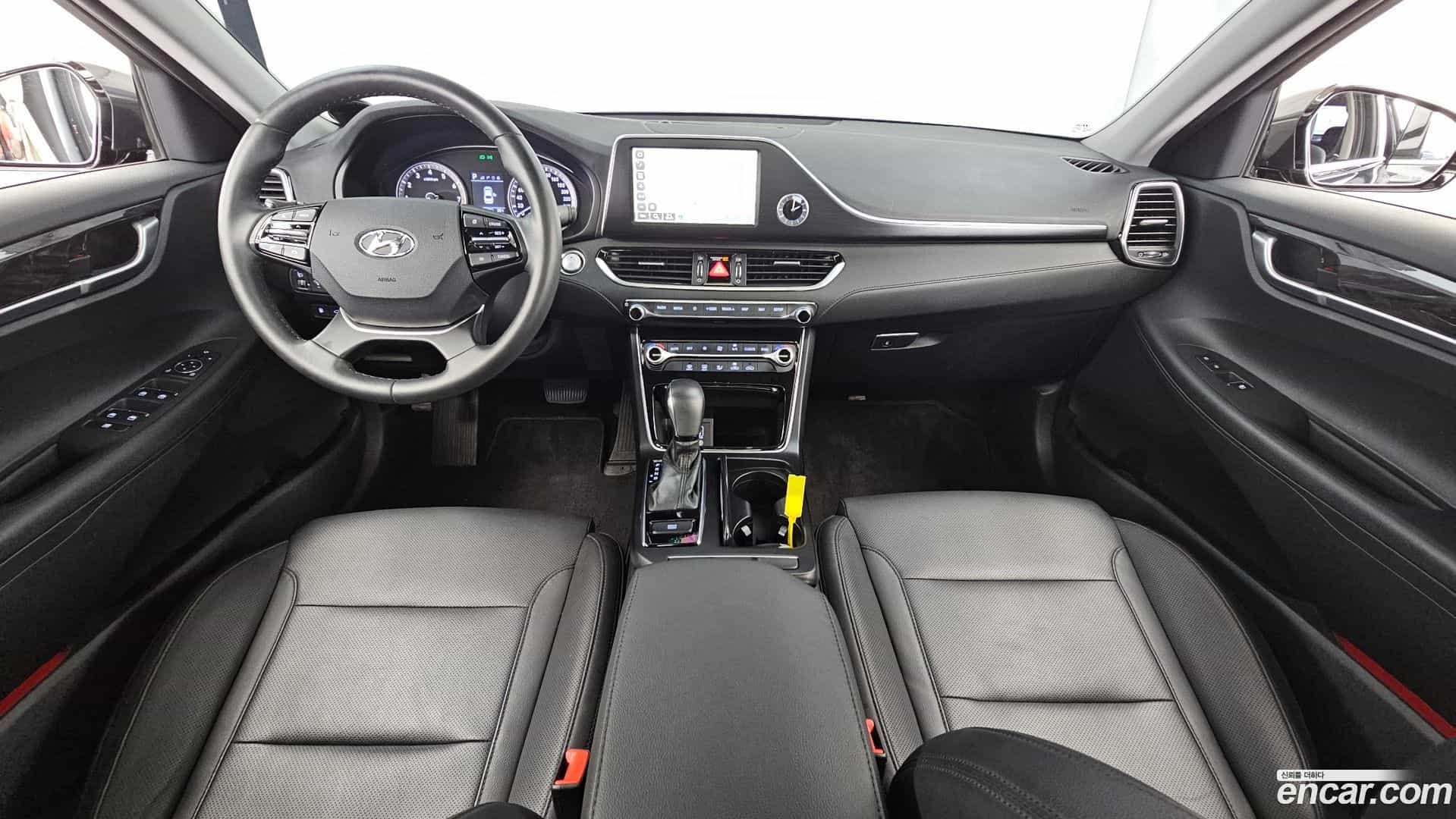 Grandeur Hyundai 2017.6-INNER-007