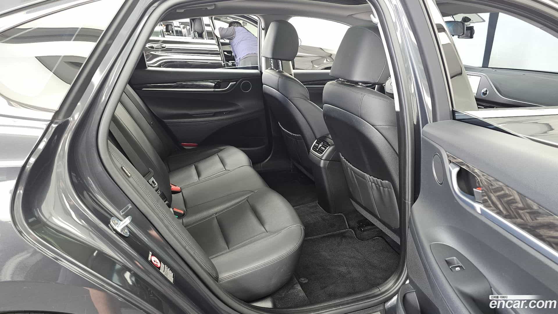 Grandeur Hyundai 2017.6-OPTION-016