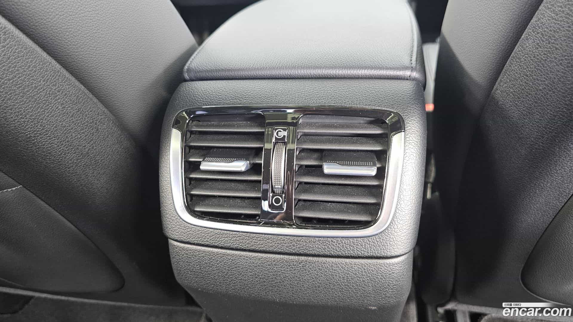 Grandeur Hyundai 2017.6-OPTION-023