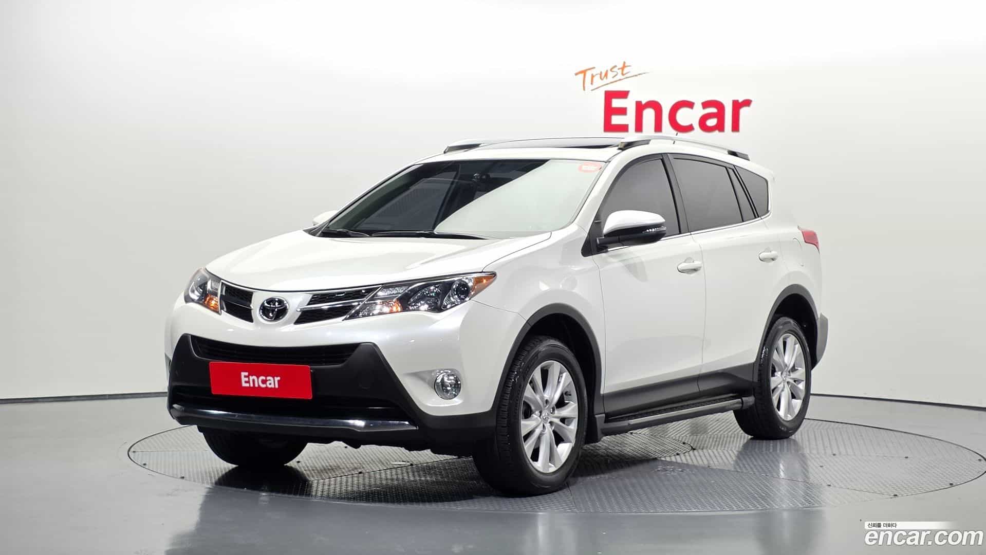 RAV4 Toyota 2014.9-OUTER-001