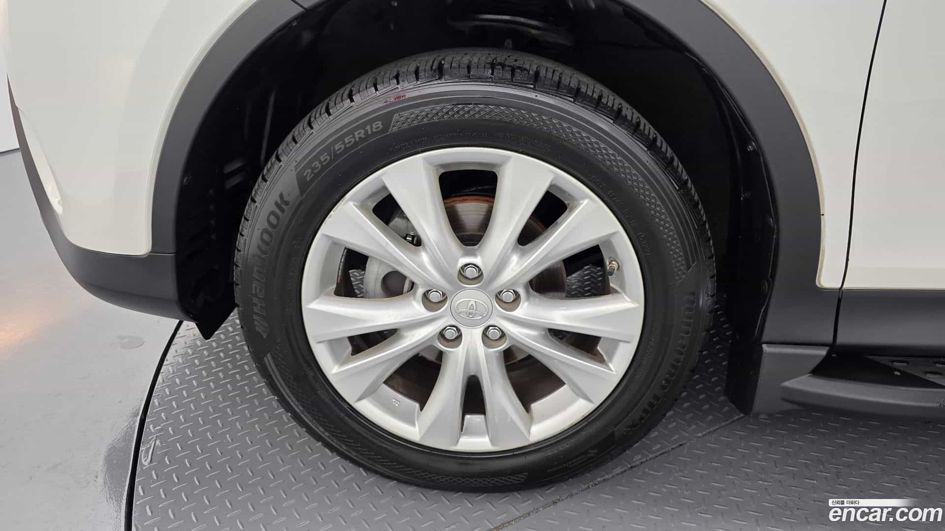 RAV4 Toyota 2014.9-OUTER-005