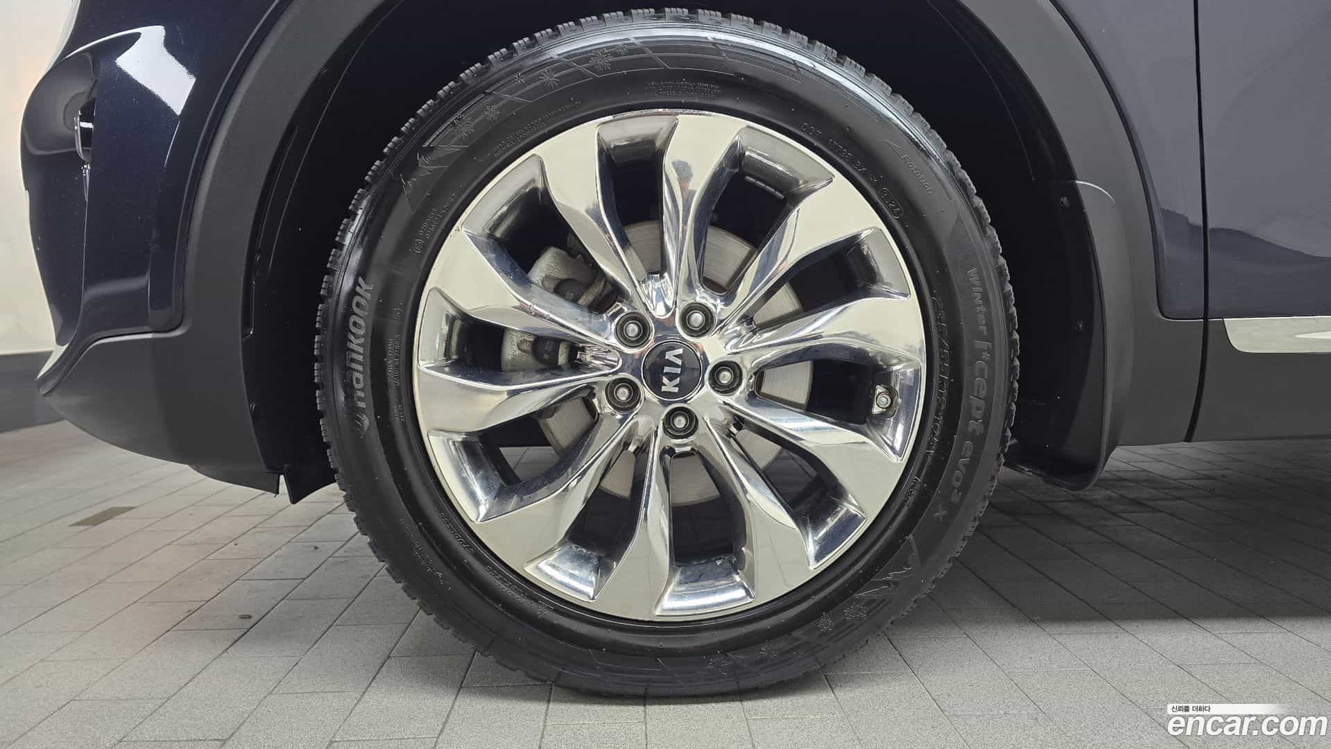 Sorento Kia 2018.3-OUTER-005