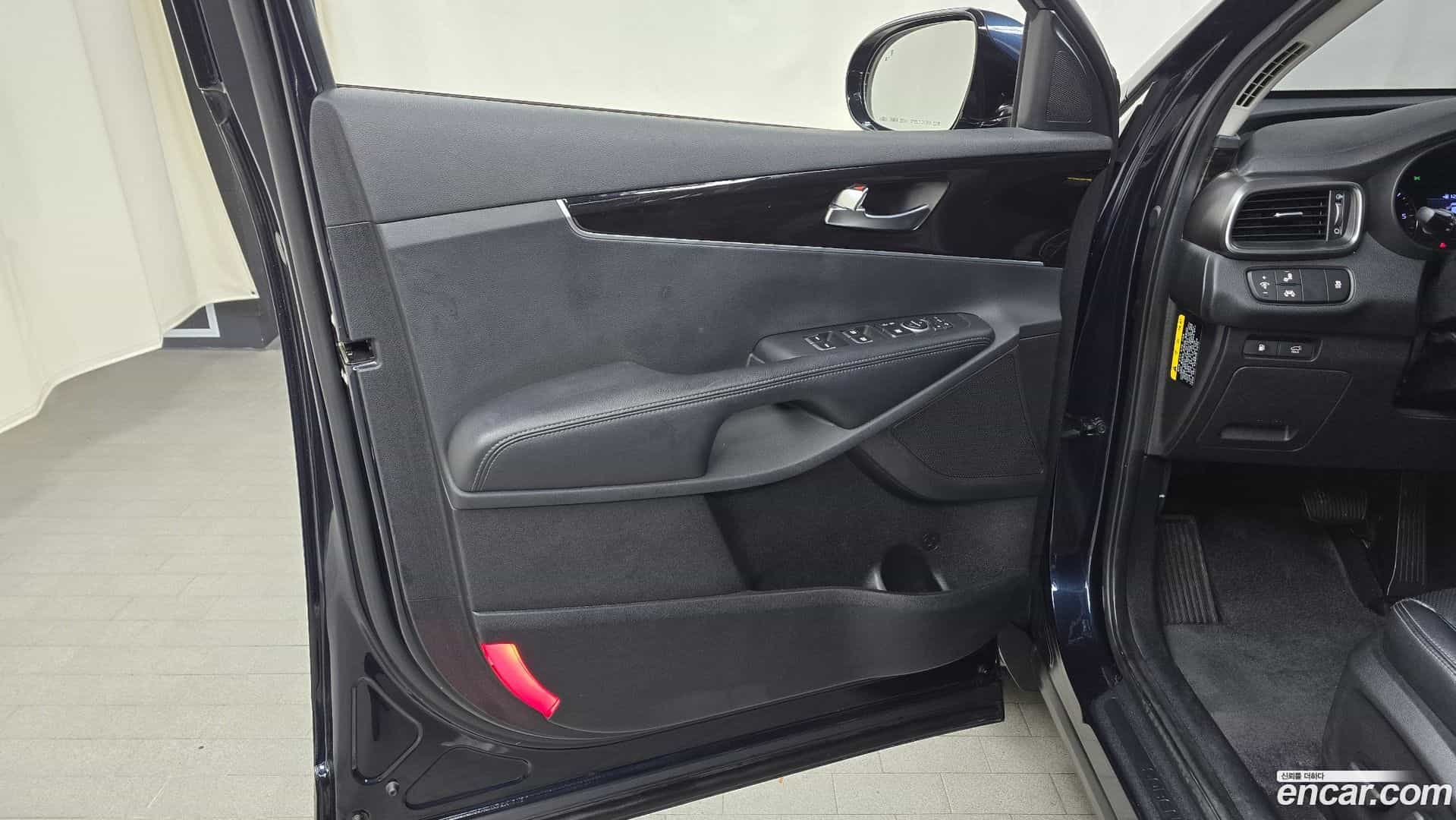 Sorento Kia 2018.3-INNER-034