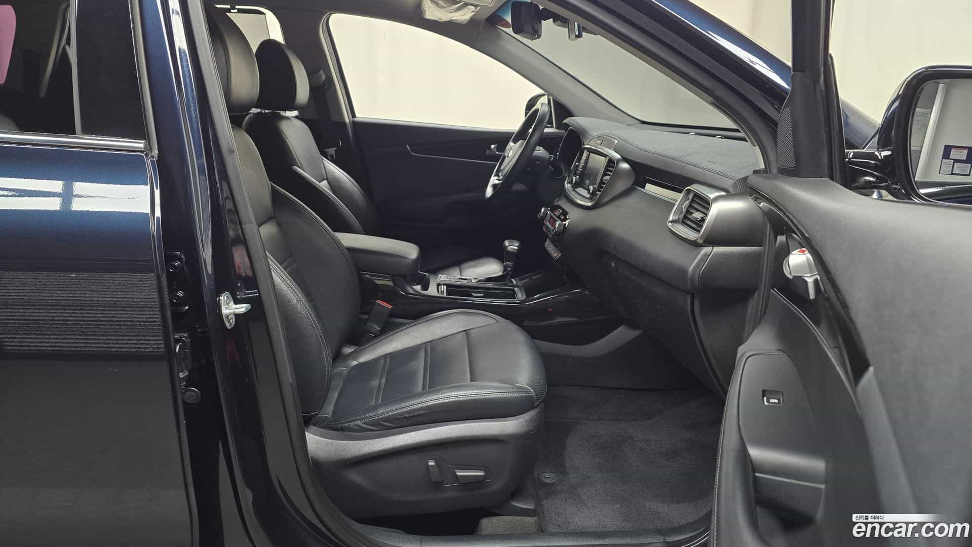 Sorento Kia 2018.3-INNER-036