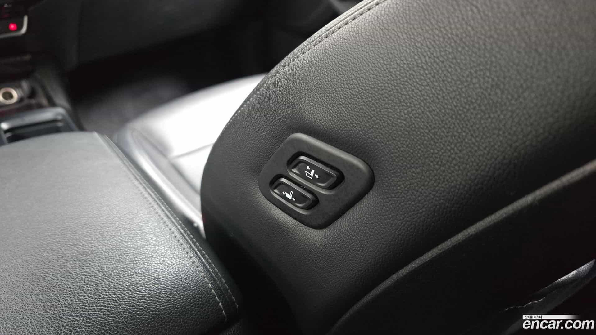 Sorento Kia 2018.3-OPTION-042