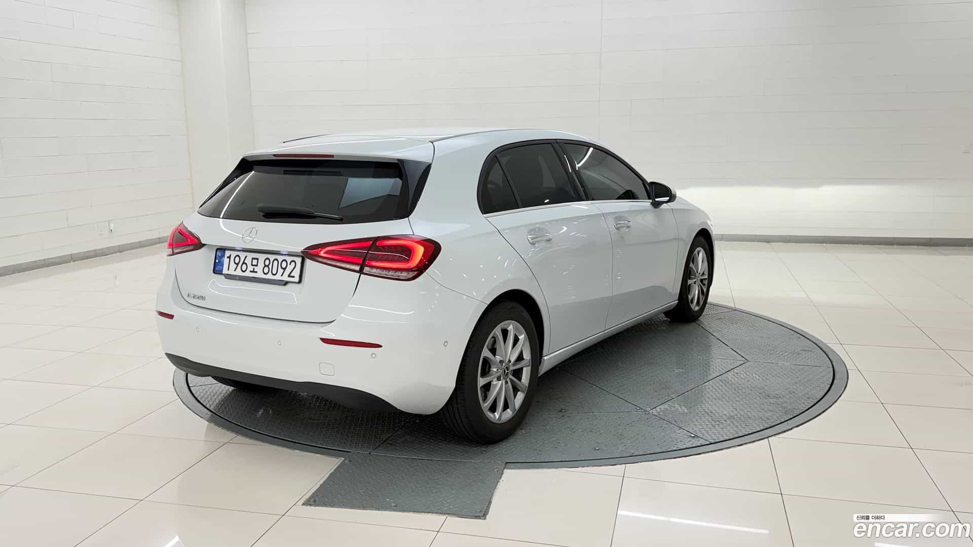 A-Class Mercedes-Benz 2020.9-OUTER-005