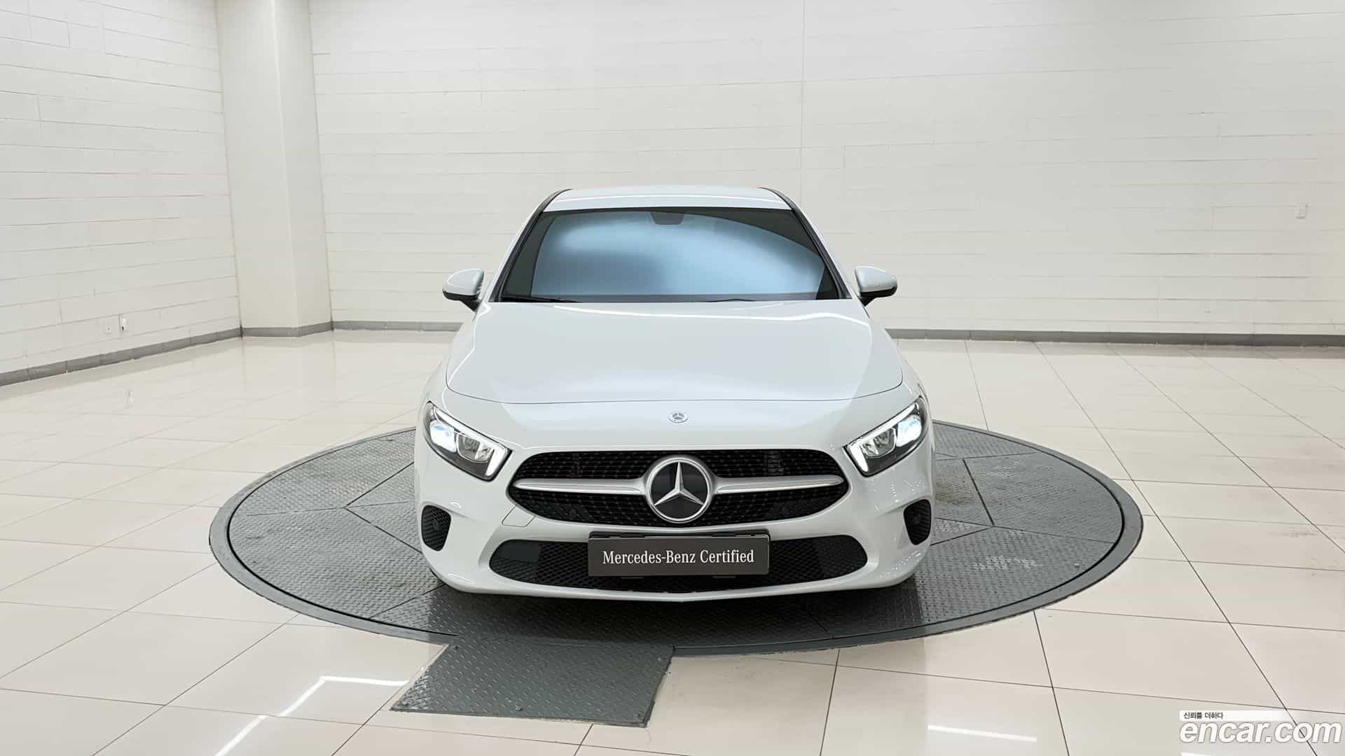 A-Class Mercedes-Benz 2020.9-INNER-008