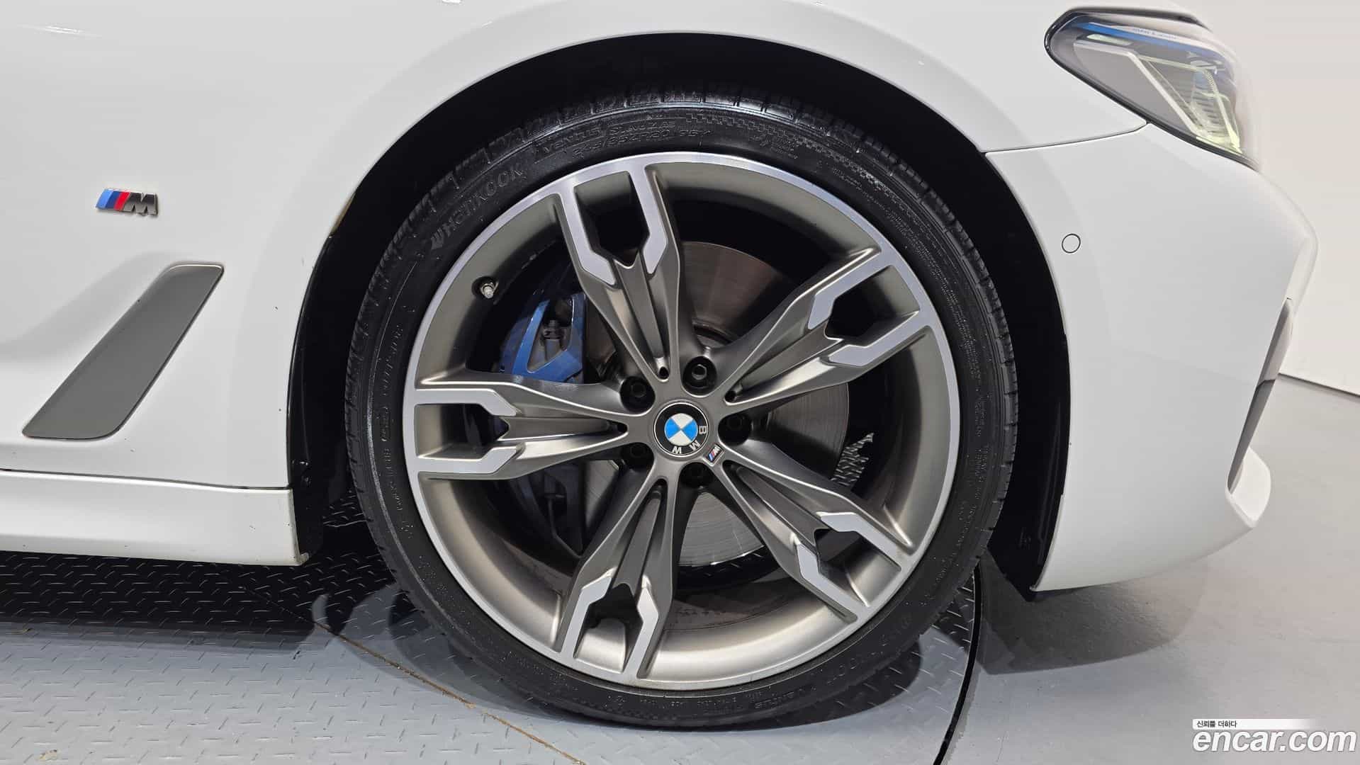 5-Series BMW 2021.1-OUTER-005