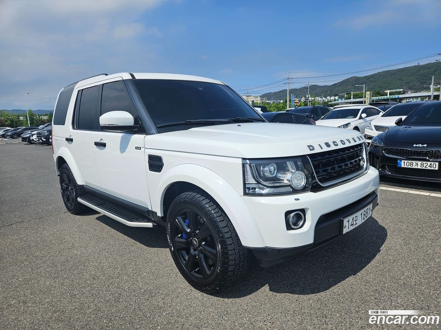 Main__Slider__Photo:Discovery Land Rover 2014.6-0