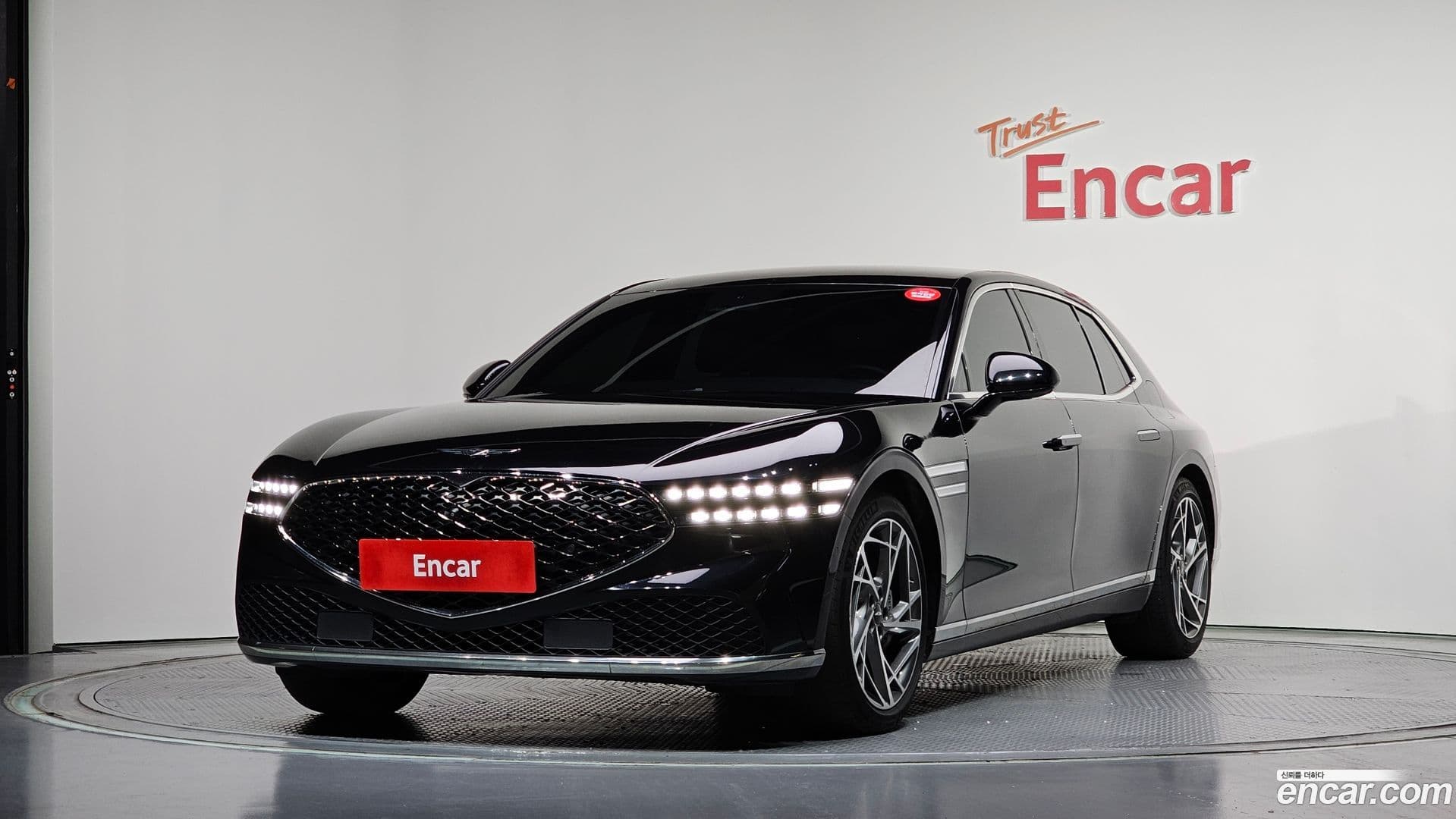 Main__Slider__Photo:G90 Genesis 2022.2-0