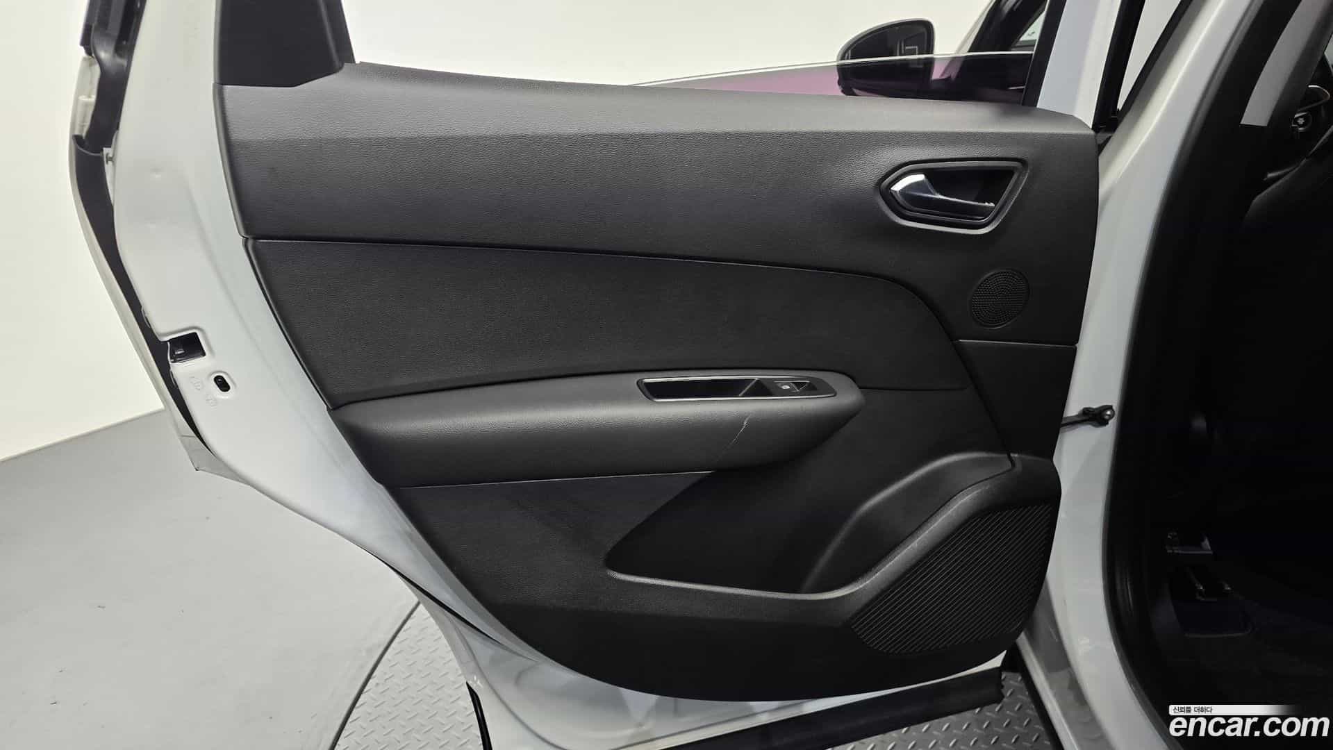 XM3 Renault Korea 2020.5-INNER-035