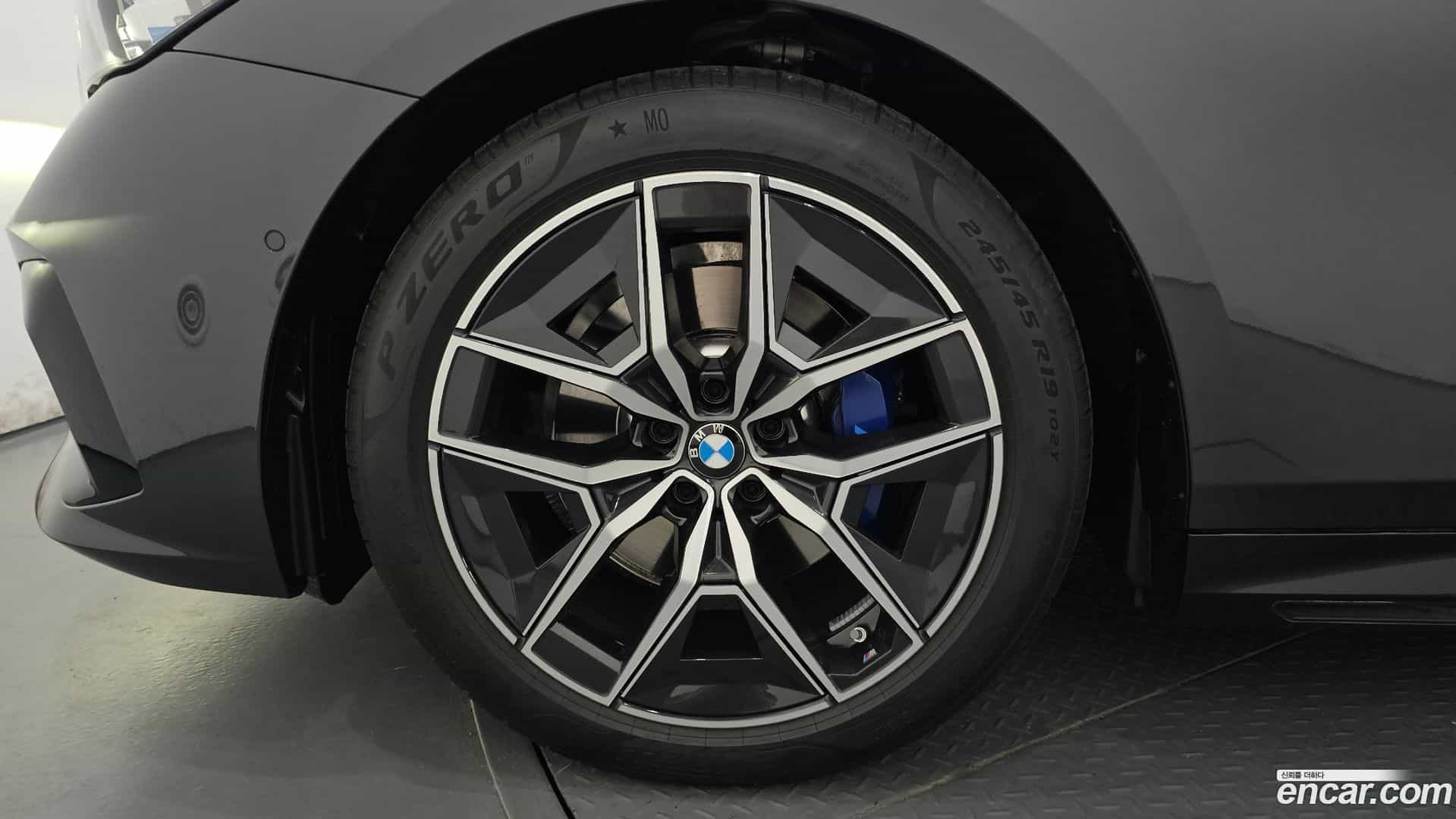 5-Series BMW 2025.8-OUTER-005