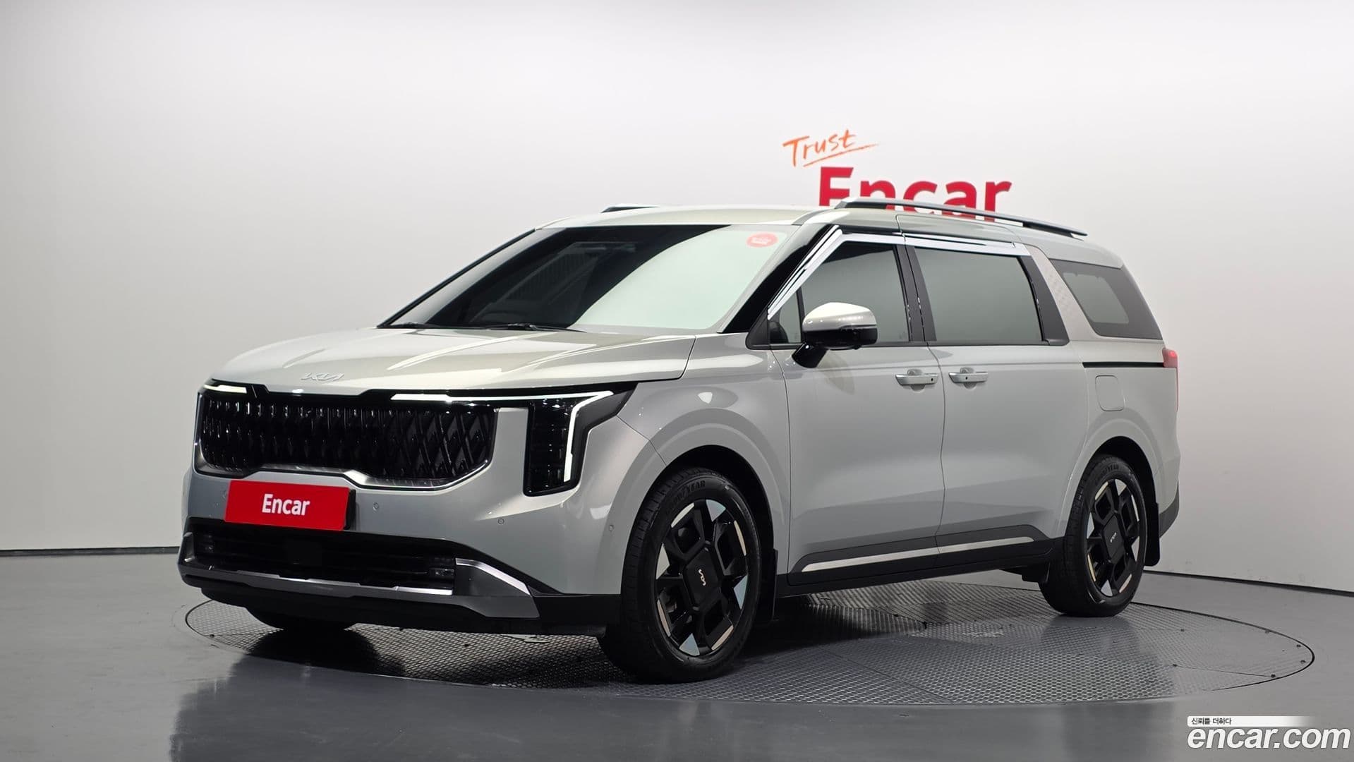 Main__Slider__Photo:Canival Kia 2024.2-0