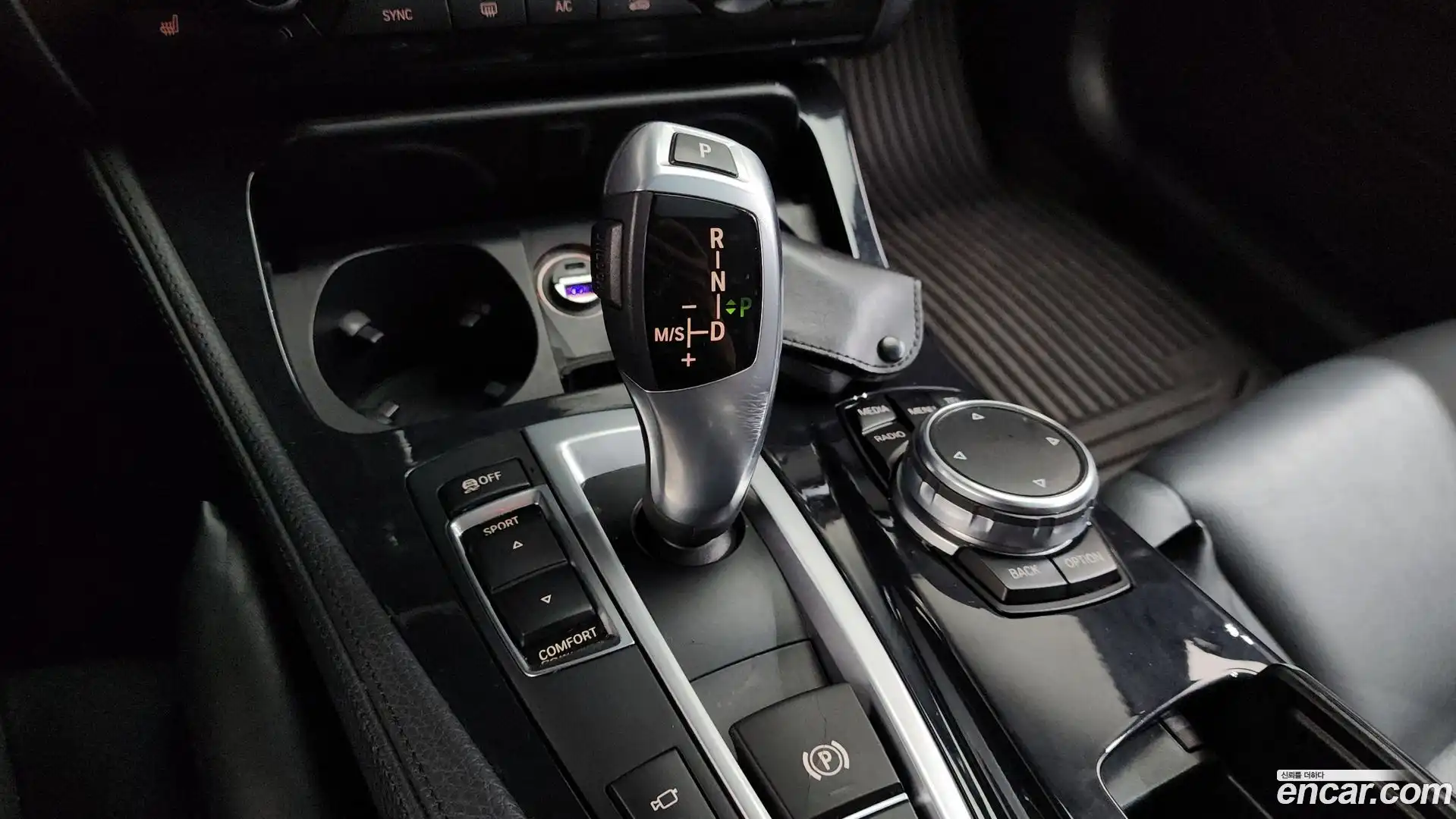 5-Series BMW 2016.10-INNER-009