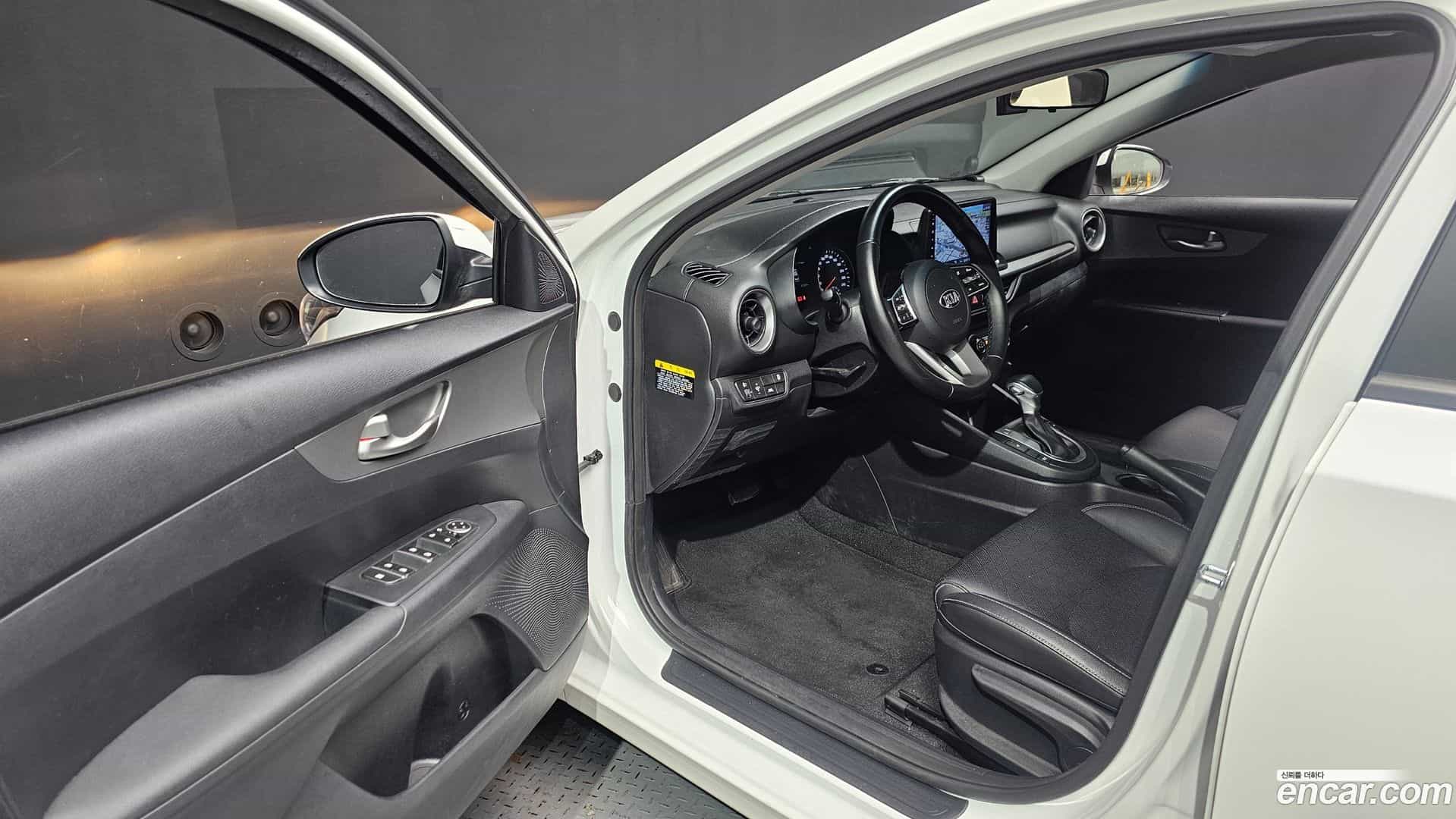 K3 Kia 2021.2-INNER-010