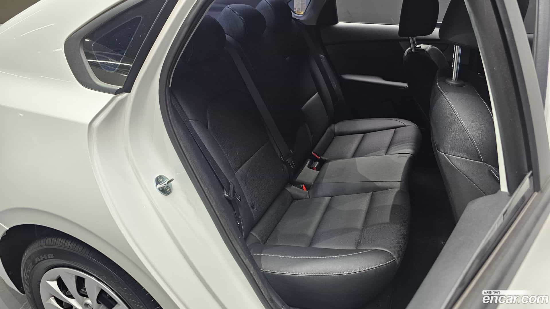 K3 Kia 2021.2-INNER-036