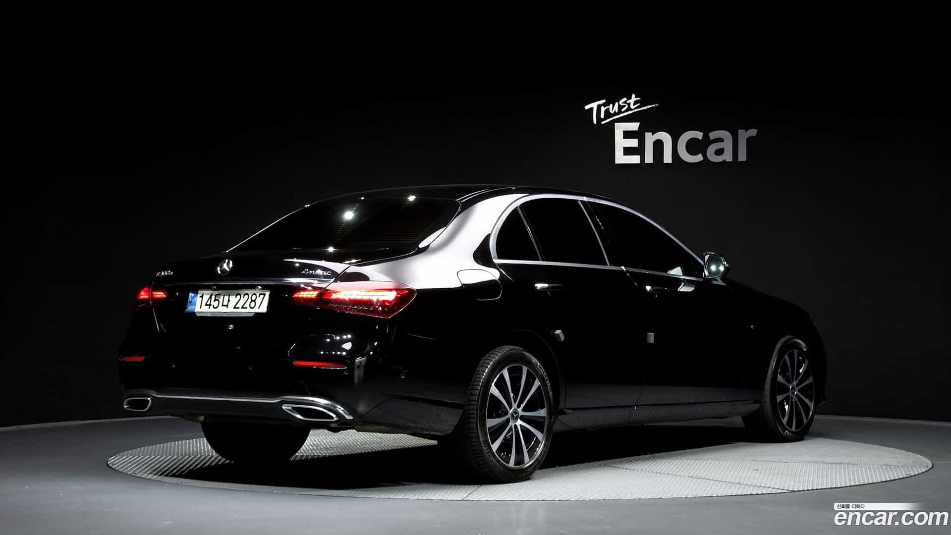 E-Class Mercedes-Benz 2020.11-OUTER-002