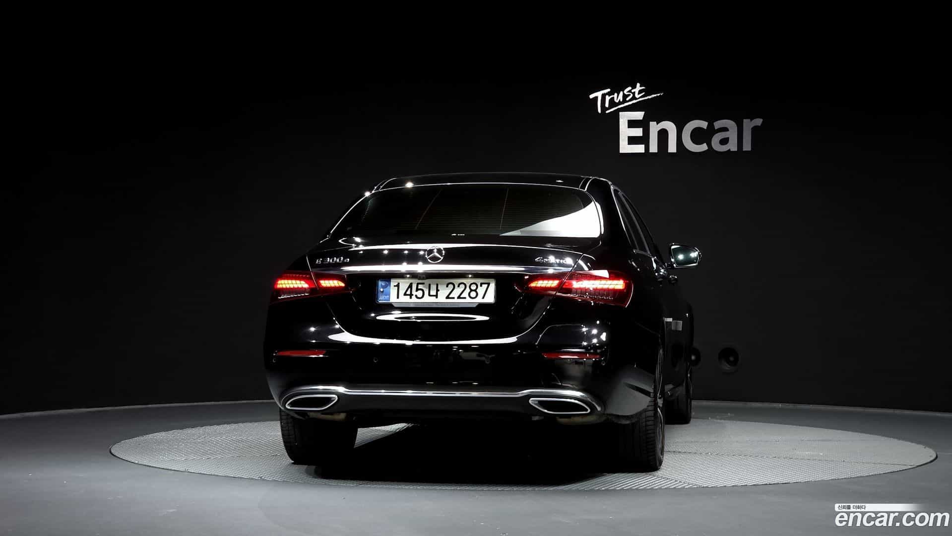 E-Class Mercedes-Benz 2020.11-OUTER-004