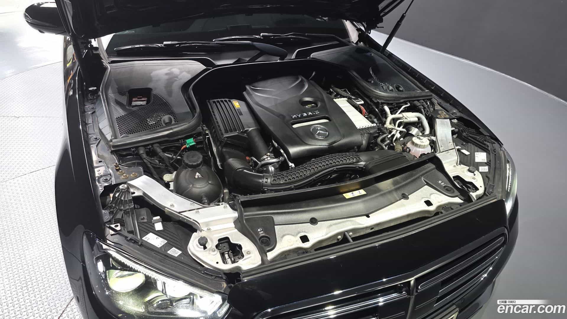 E-Class Mercedes-Benz 2020.11-OUTER-006